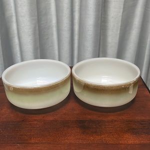 2 Vintage Federal Glass Mesa Moss 1 cup bowls brown to green verde iridescent.